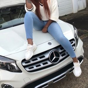 Yeezy Boost 350 V2 'Cream White / Triple White'